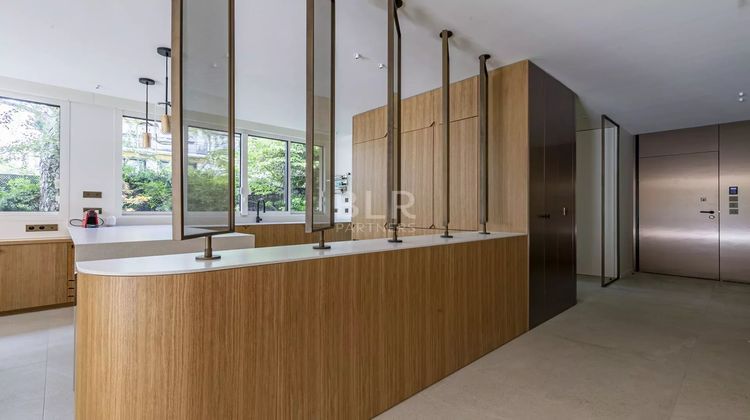 Ma-Cabane - Location Appartement Neuilly-sur-Seine, 192 m²