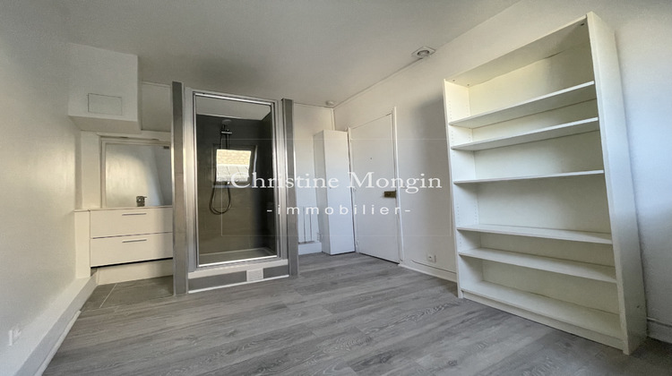 Ma-Cabane - Location Appartement Neuilly-sur-Seine, 8 m²
