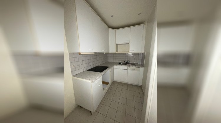 Ma-Cabane - Location Appartement NEUILLY-SUR-SEINE, 75 m²