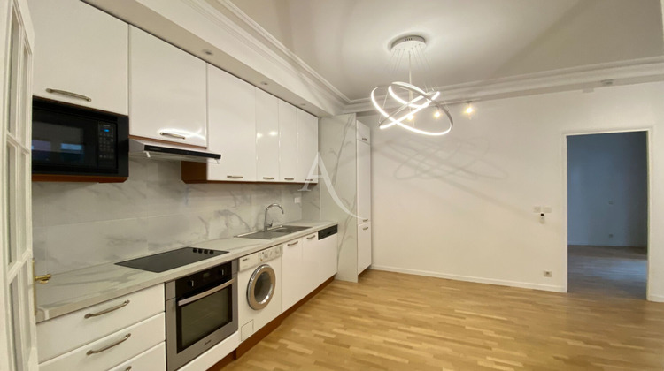 Ma-Cabane - Location Appartement NEUILLY-SUR-SEINE, 55 m²