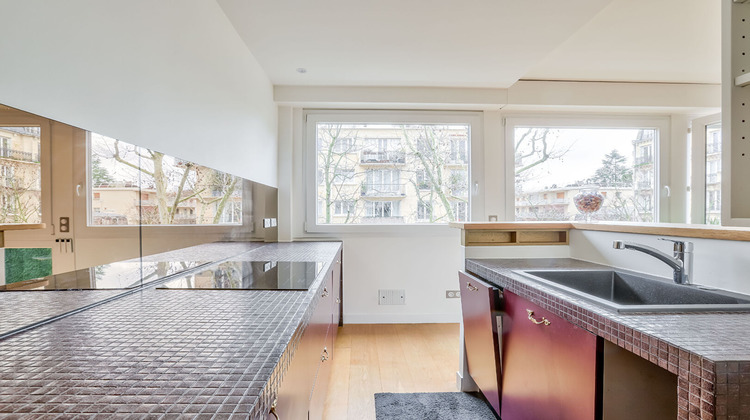 Ma-Cabane - Location Appartement NEUILLY-SUR-SEINE, 84 m²