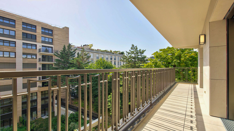 Ma-Cabane - Location Appartement NEUILLY-SUR-SEINE, 132 m²