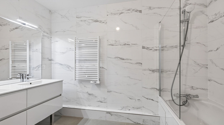 Ma-Cabane - Location Appartement NEUILLY-SUR-SEINE, 68 m²