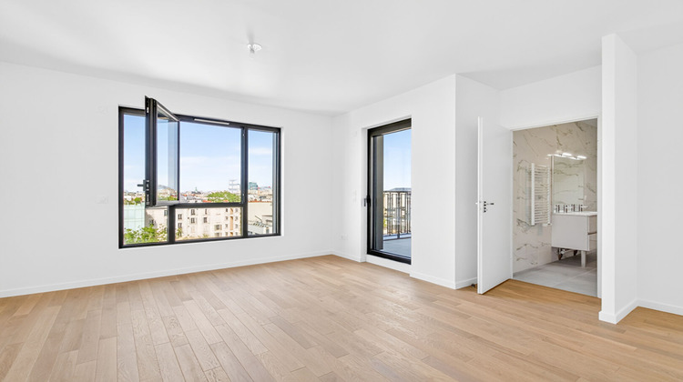 Ma-Cabane - Location Appartement NEUILLY-SUR-SEINE, 180 m²