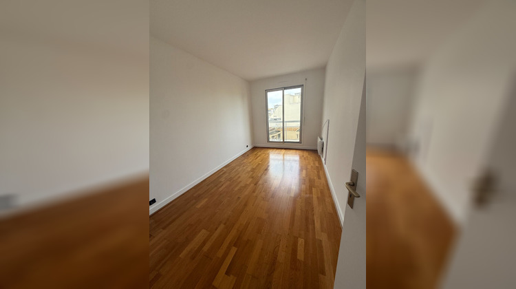 Ma-Cabane - Location Appartement NEUILLY-SUR-SEINE, 76 m²