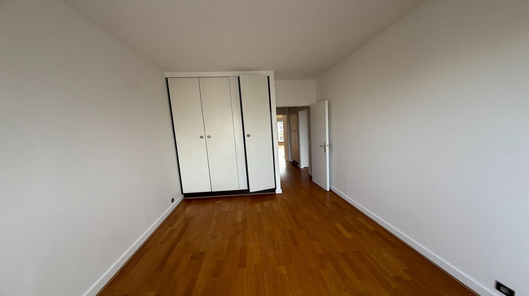 Ma-Cabane - Location Appartement NEUILLY-SUR-SEINE, 76 m²