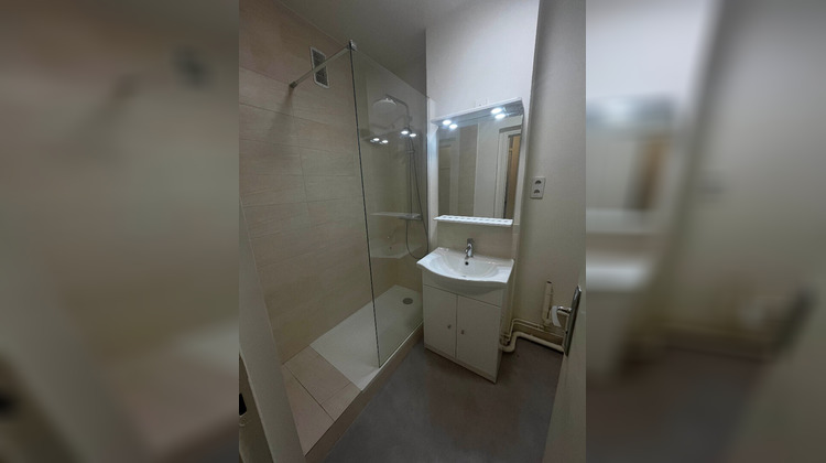 Ma-Cabane - Location Appartement NEUILLY-SUR-SEINE, 28 m²