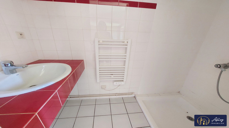 Ma-Cabane - Location Appartement Neuvic, 133 m²