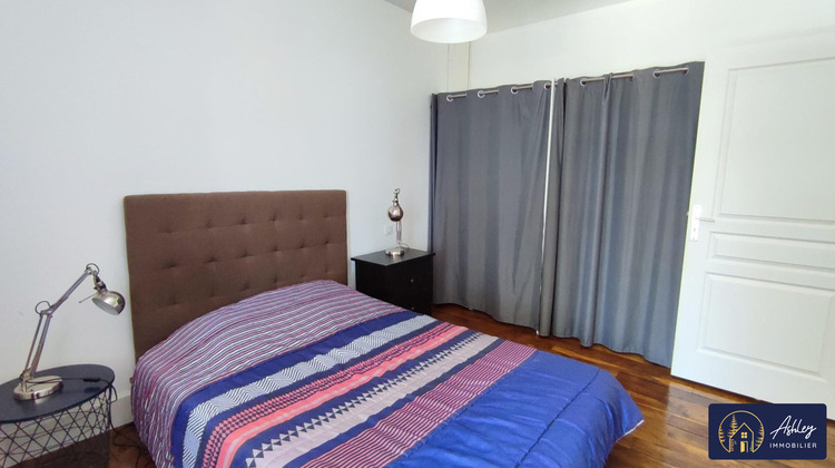 Ma-Cabane - Location Appartement Neuvic, 63 m²