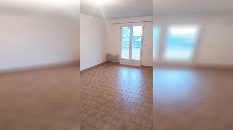 Ma-Cabane - Location Appartement NEUVILLE-DE-POITOU, 45 m²