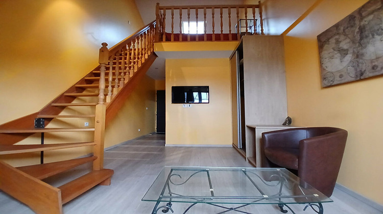 Ma-Cabane - Location Appartement NEUVILLE-SUR-OISE, 20 m²