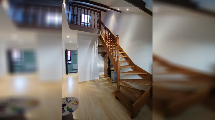 Ma-Cabane - Location Appartement NEUVILLE-SUR-OISE, 16 m²