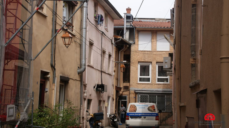 Ma-Cabane - Location Appartement Neuville-sur-Saône, 16 m²