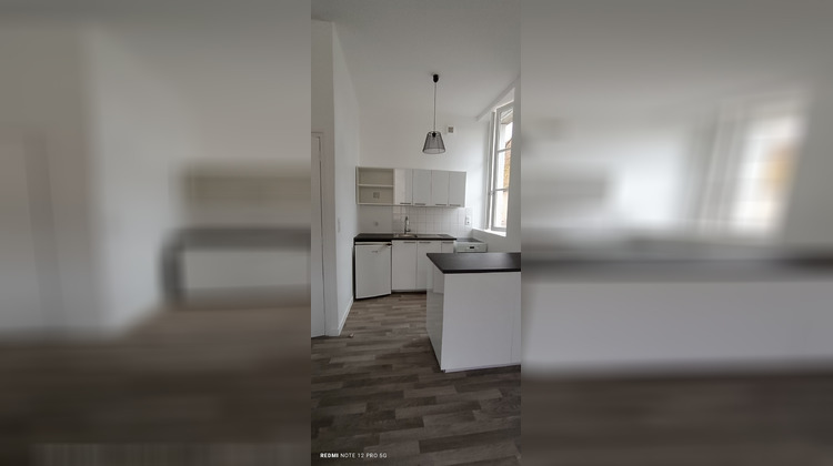Ma-Cabane - Location Appartement Neuvy-le-Roi, 43 m²