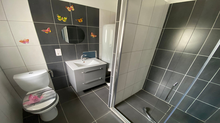 Ma-Cabane - Location Appartement NEUVY-SUR-LOIRE, 86 m²