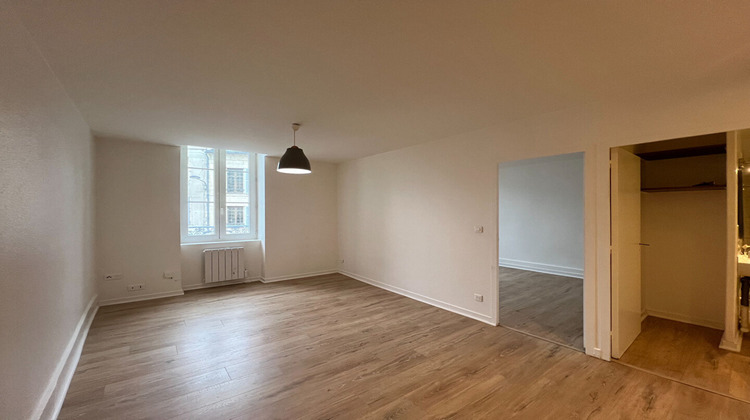 Ma-Cabane - Location Appartement NEVERS, 32 m²