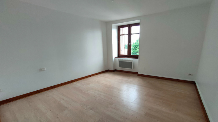 Ma-Cabane - Location Appartement NEXON, 45 m²
