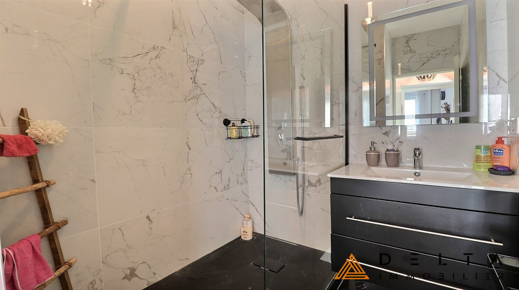 Ma-Cabane - Location Appartement NEYRON, 45 m²
