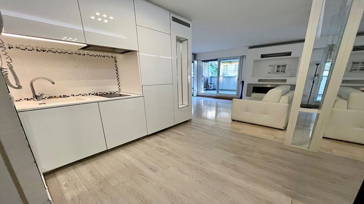 Ma-Cabane - Location Appartement NICE, 33 m²