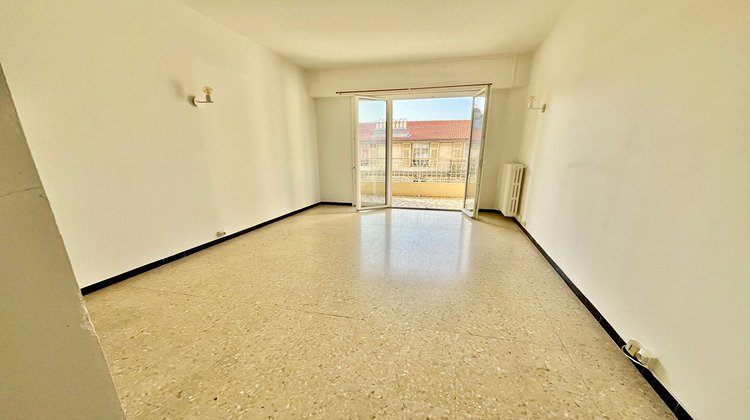 Ma-Cabane - Location Appartement NICE, 30 m²