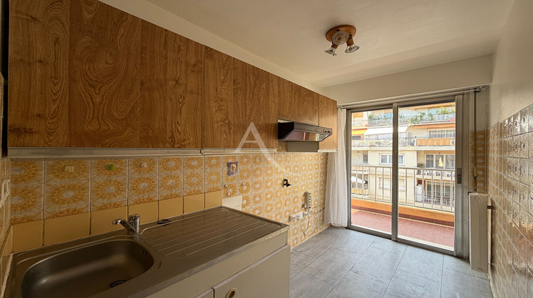 Ma-Cabane - Location Appartement NICE, 42 m²