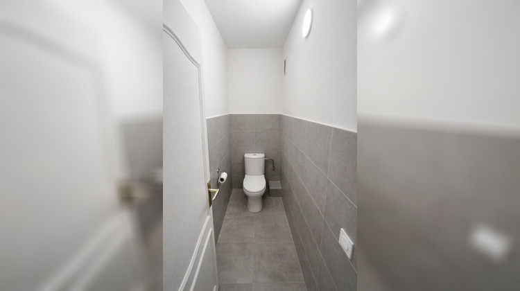 Ma-Cabane - Location Appartement NICE, 65 m²