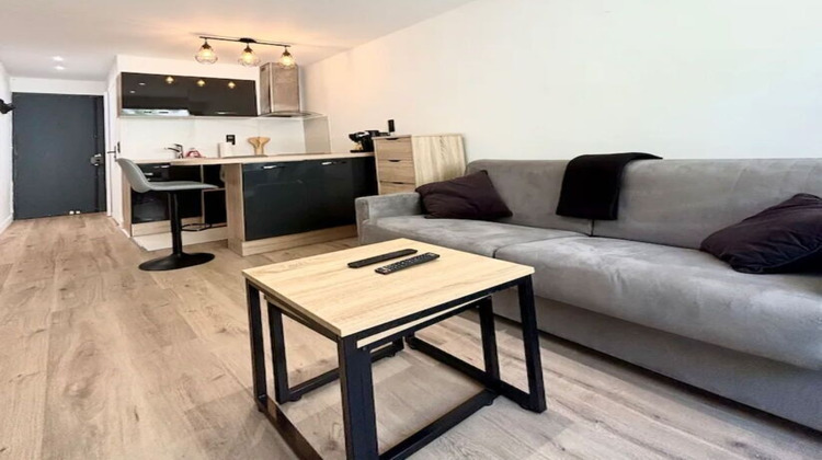 Ma-Cabane - Location Appartement NICE, 16 m²