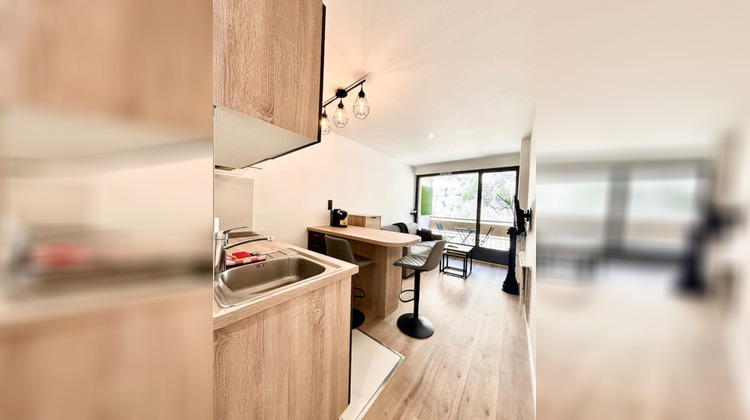 Ma-Cabane - Location Appartement NICE, 16 m²