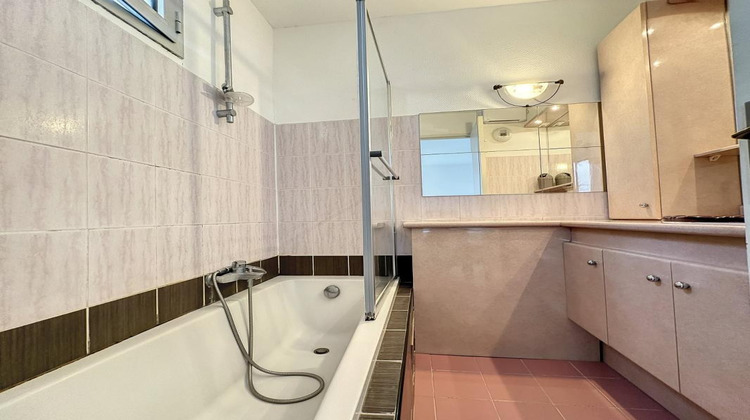 Ma-Cabane - Location Appartement NICE, 60 m²