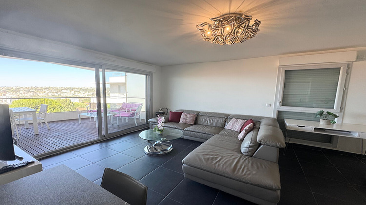 Ma-Cabane - Location Appartement NICE, 71 m²