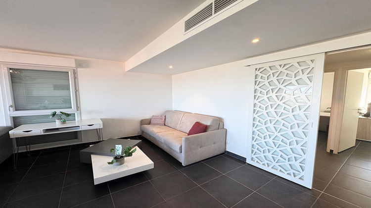 Ma-Cabane - Location Appartement NICE, 71 m²