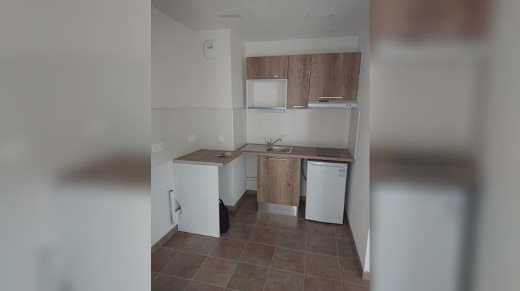 Ma-Cabane - Location Appartement Nîmes, 49 m²