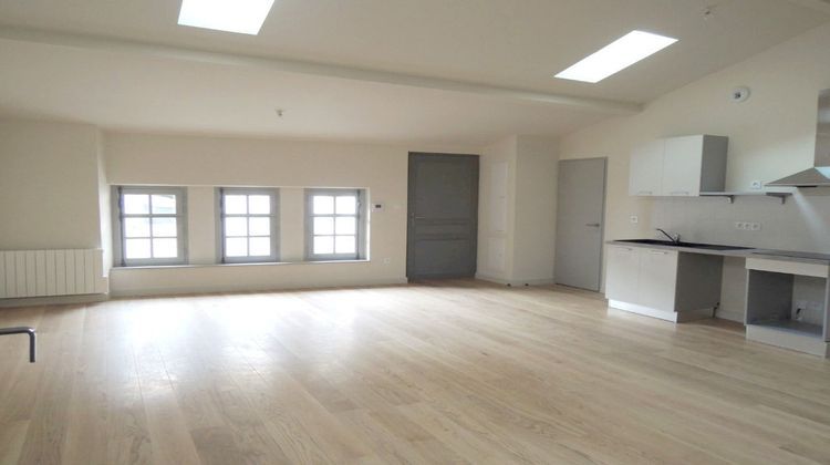 Ma-Cabane - Location Appartement NIMES, 84 m²