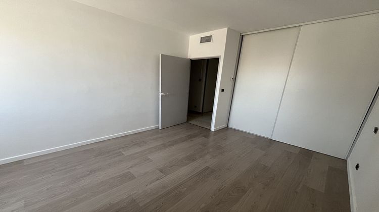 Ma-Cabane - Location Appartement NIMES, 105 m²