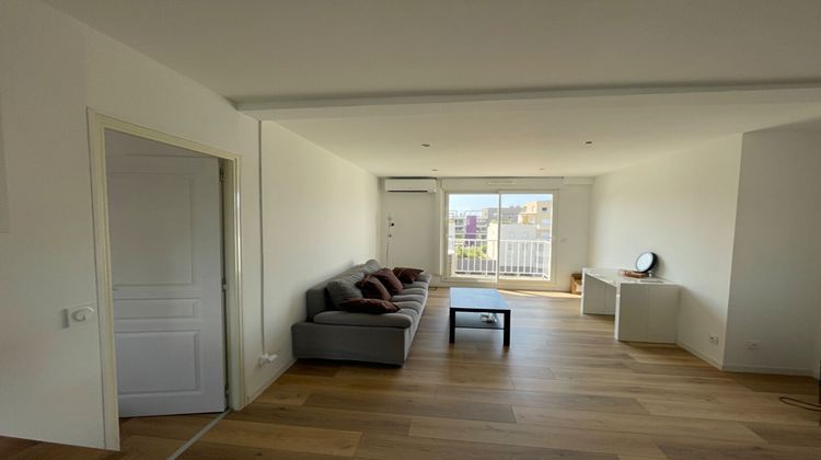 Ma-Cabane - Location Appartement NIMES, 53 m²