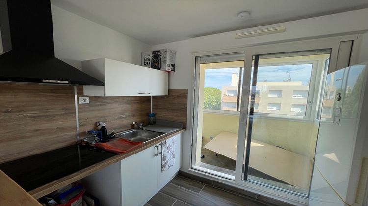 Ma-Cabane - Location Appartement NIMES, 53 m²