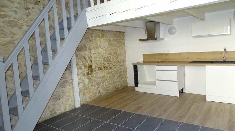 Ma-Cabane - Location Appartement Nîmes, 32 m²