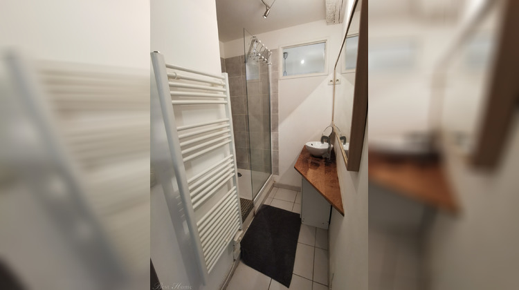 Ma-Cabane - Location Appartement Nîmes, 45 m²