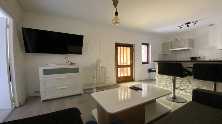 Ma-Cabane - Location Appartement Nîmes, 29 m²