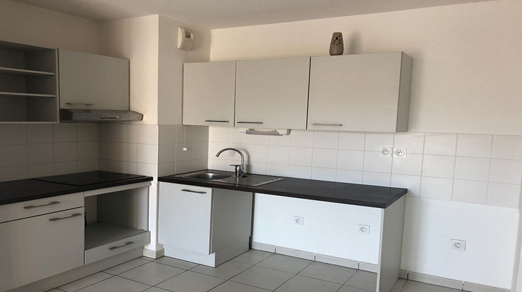 Ma-Cabane - Location Appartement NIMES, 48 m²