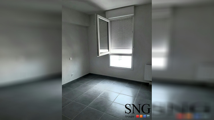 Ma-Cabane - Location Appartement Nîmes, 59 m²