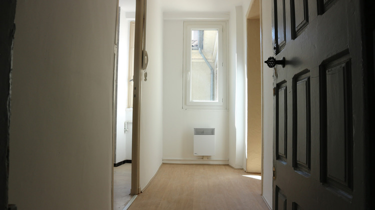 Ma-Cabane - Location Appartement Nîmes, 76 m²