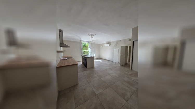 Ma-Cabane - Location Appartement NIMES, 70 m²