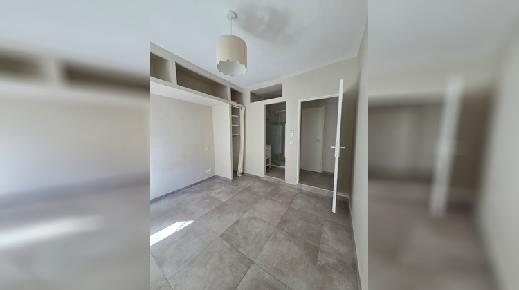 Ma-Cabane - Location Appartement NIMES, 70 m²