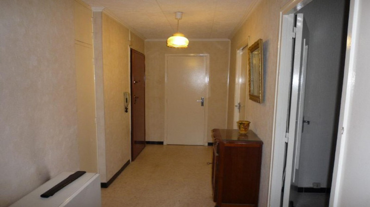 Ma-Cabane - Location Appartement NIMES, 74 m²