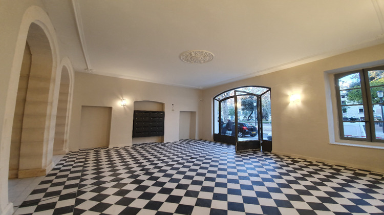 Ma-Cabane - Location Appartement NIMES, 43 m²