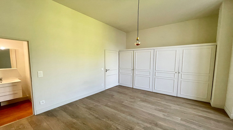 Ma-Cabane - Location Appartement NIMES, 80 m²