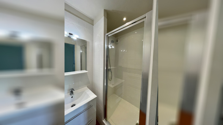 Ma-Cabane - Location Appartement NIMES, 80 m²