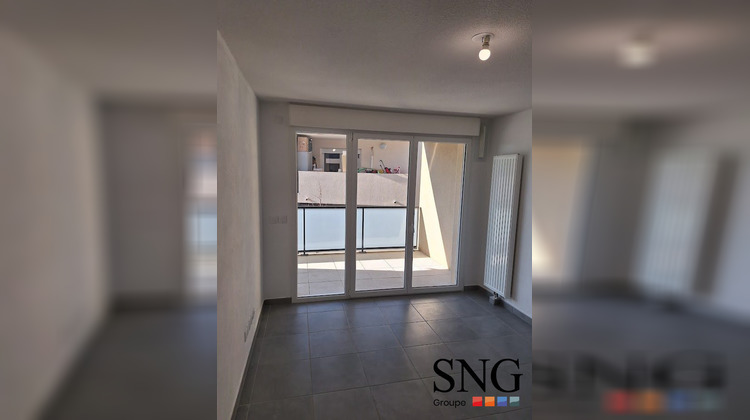 Ma-Cabane - Location Appartement Nîmes, 38 m²