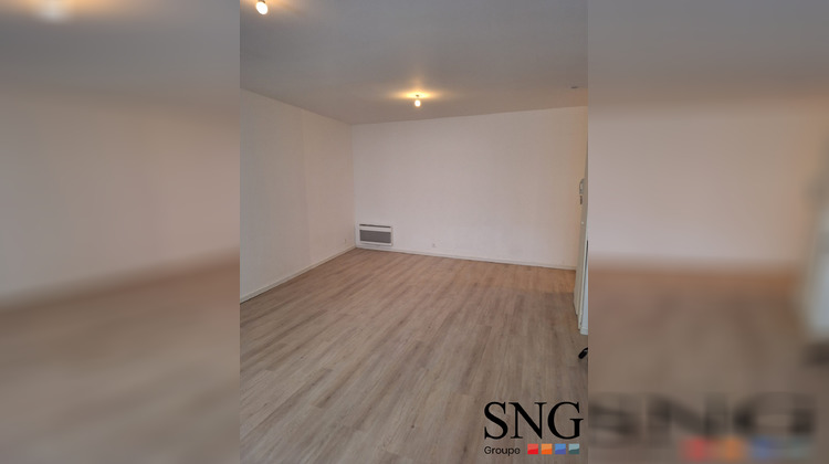 Ma-Cabane - Location Appartement Nîmes, 43 m²